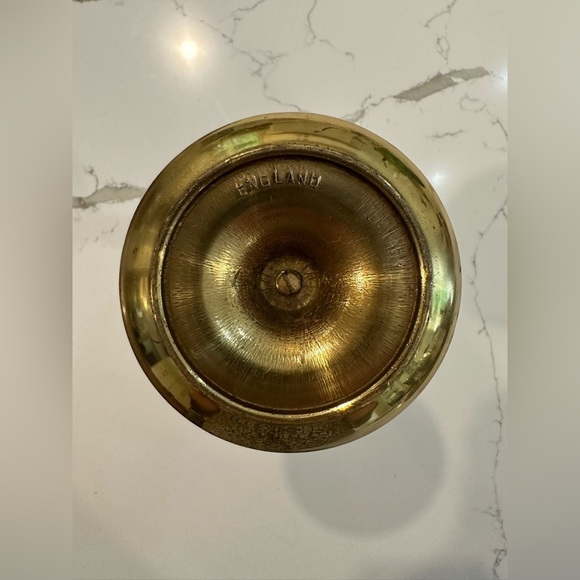 VTG Brass Candelabra Style Tapered Candle Solo Gold England  (1) EUC - Picture 4 of 6